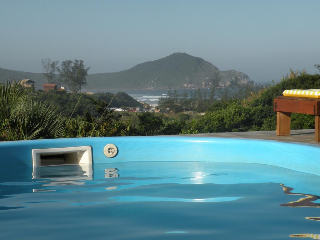 Villa California Praia do Rosa Buitenkant foto