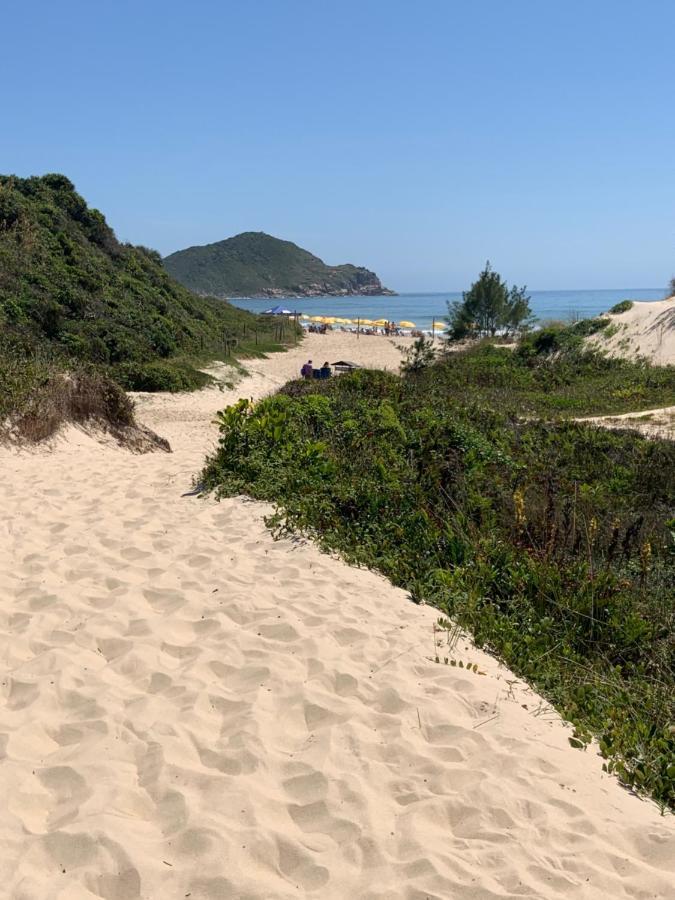 Villa California Praia do Rosa Buitenkant foto